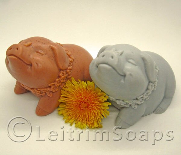 Pair of Little Pig Soaps (Pink & Grey)