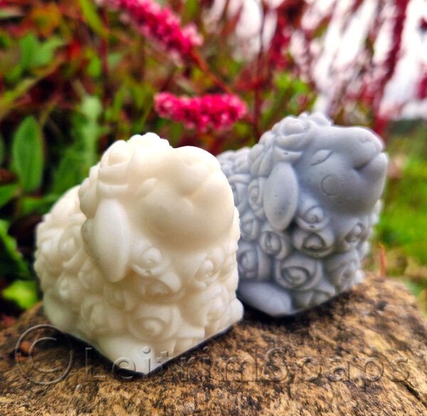 Pair of Sheep Soaps (White&Grey)